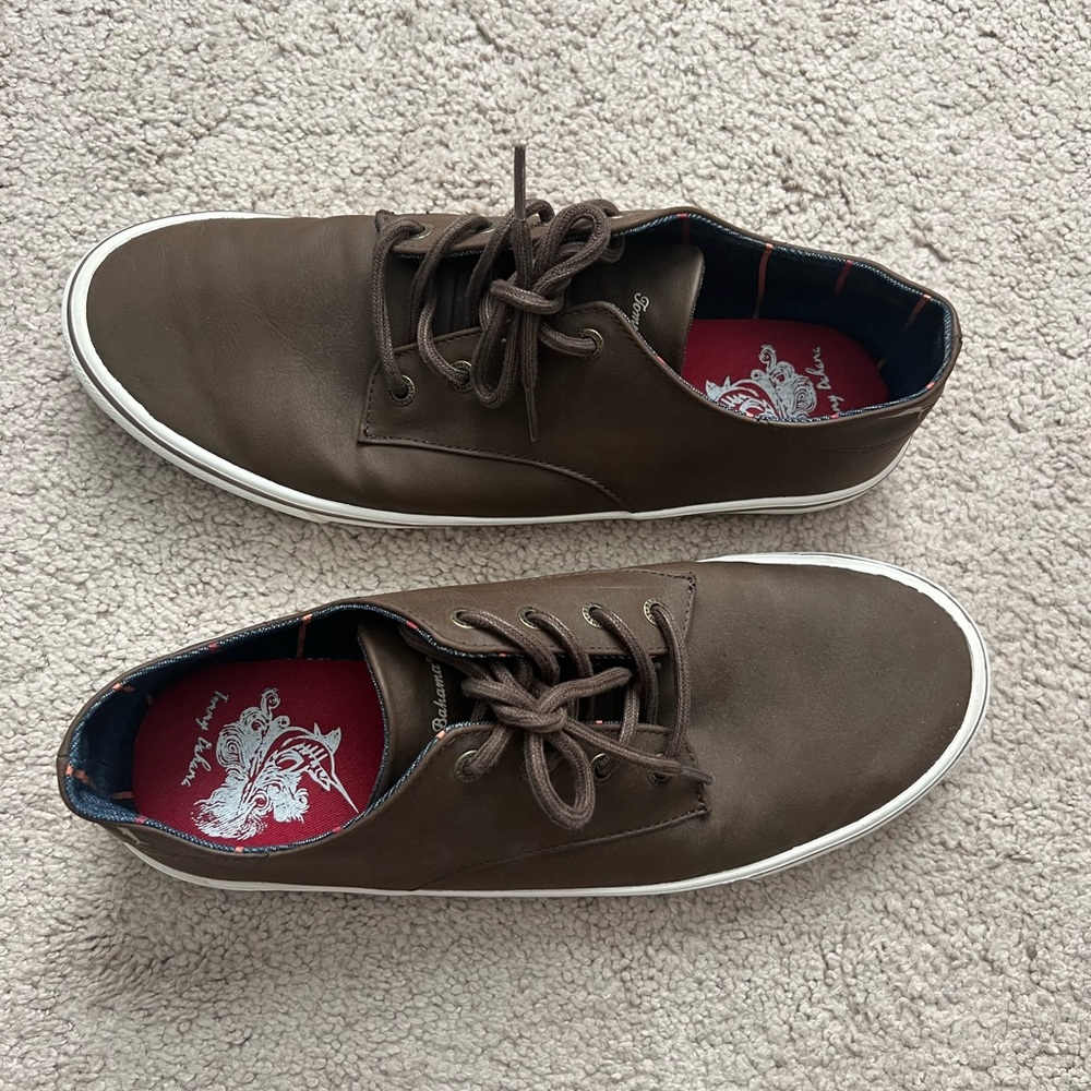 Tommy Bahama Brown shoes men’s - Picture 2 of 6